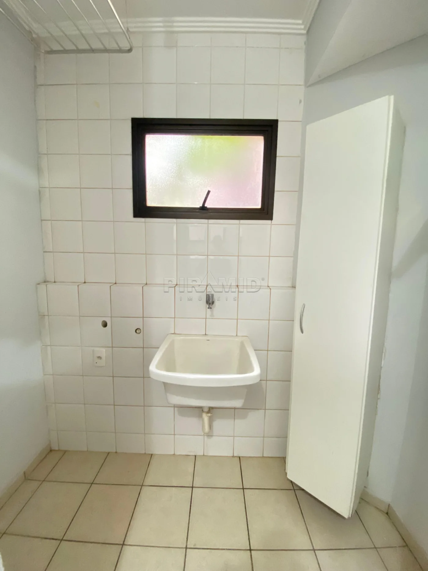 Alugar Apartamento / Padr&atilde;o em Ribeir&atilde;o Preto R$ 1.200,00 - Foto 11