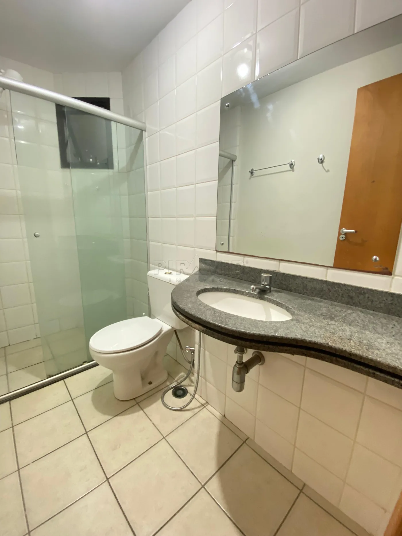 Alugar Apartamento / Padr&atilde;o em Ribeir&atilde;o Preto R$ 1.200,00 - Foto 8