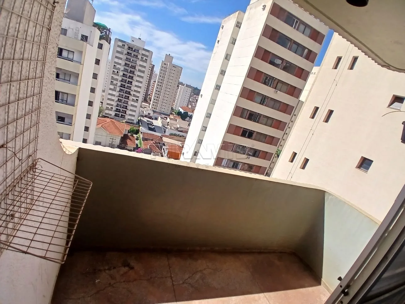 Alugar Apartamento / Padr&atilde;o em Ribeir&atilde;o Preto R$ 1.200,00 - Foto 2