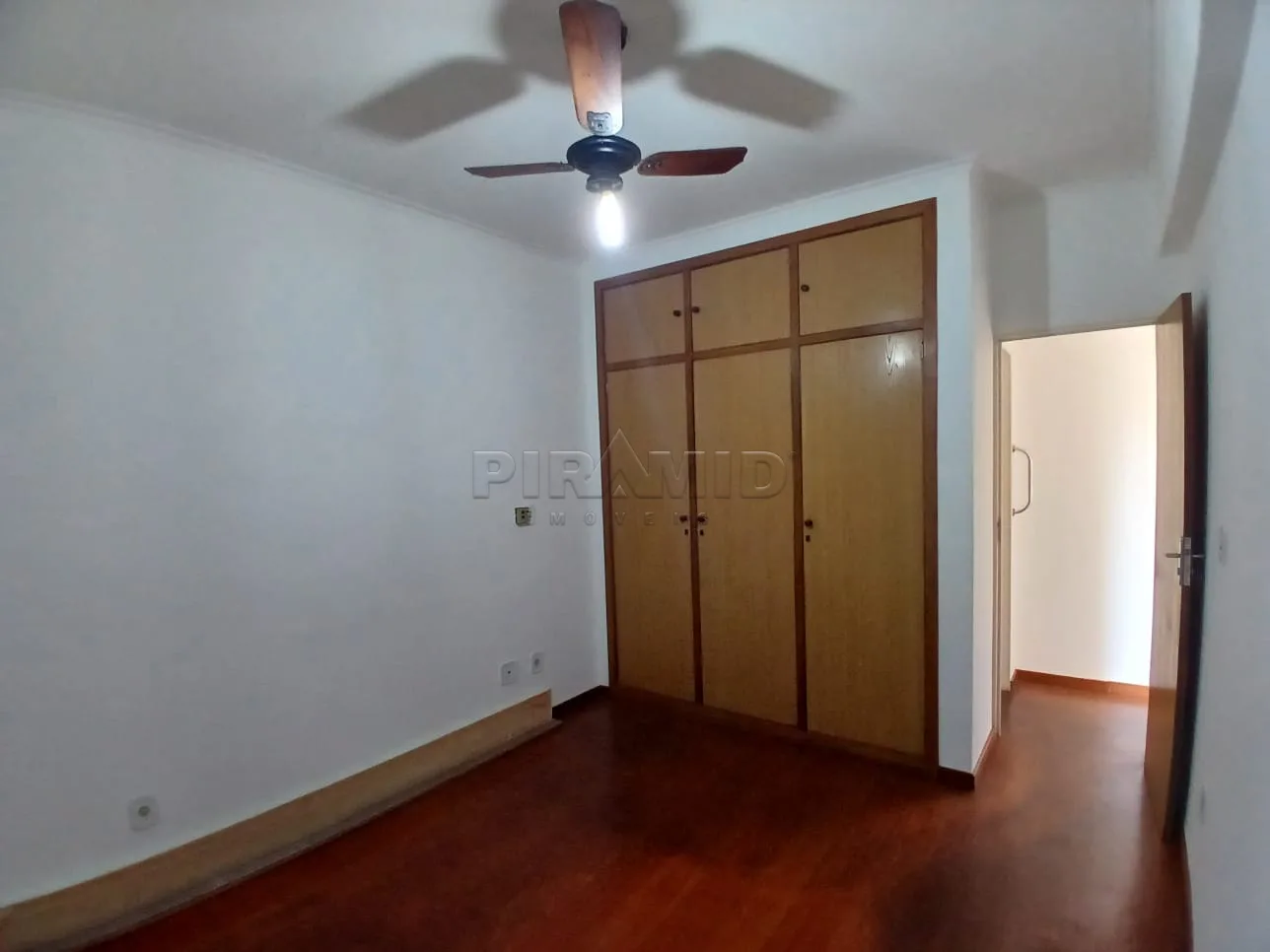 Alugar Apartamento / Padr&atilde;o em Ribeir&atilde;o Preto R$ 1.200,00 - Foto 5