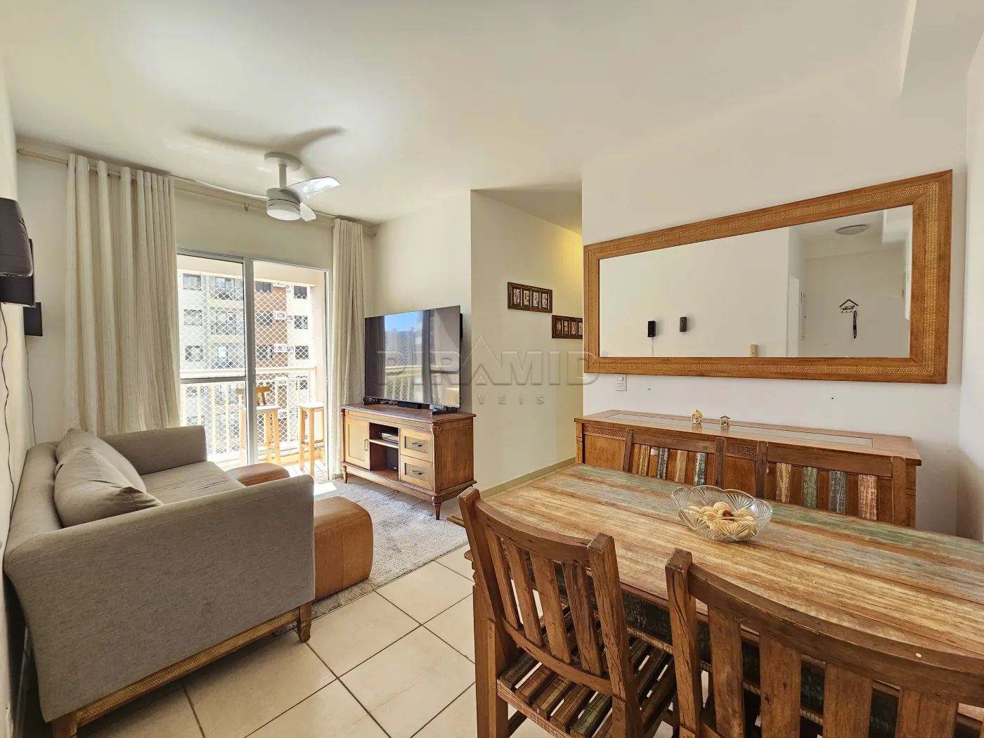 Alugar Apartamento / Padr&atilde;o em Ribeir&atilde;o Preto R$ 1.450,00 - Foto 1