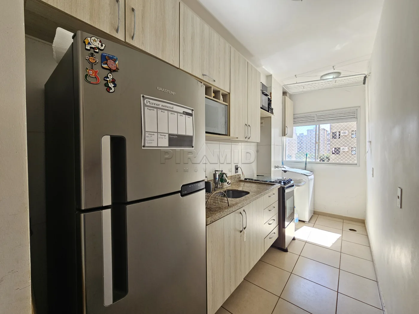 Alugar Apartamento / Padr&atilde;o em Ribeir&atilde;o Preto R$ 1.450,00 - Foto 5