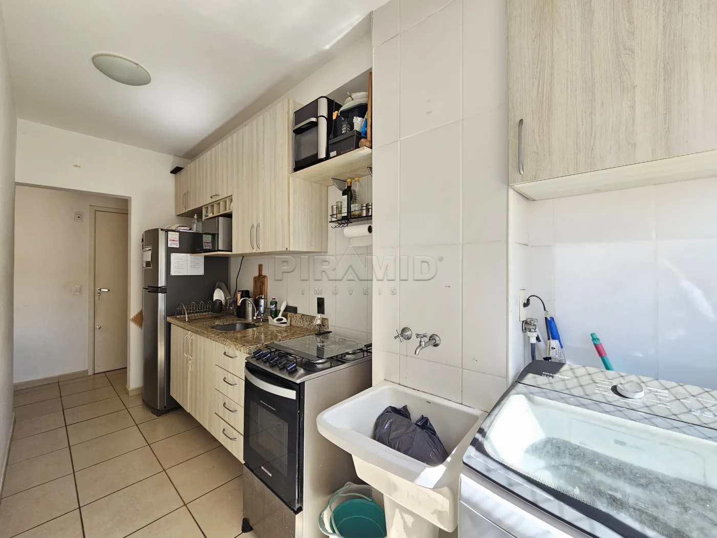Alugar Apartamento / Padr&atilde;o em Ribeir&atilde;o Preto R$ 1.450,00 - Foto 6