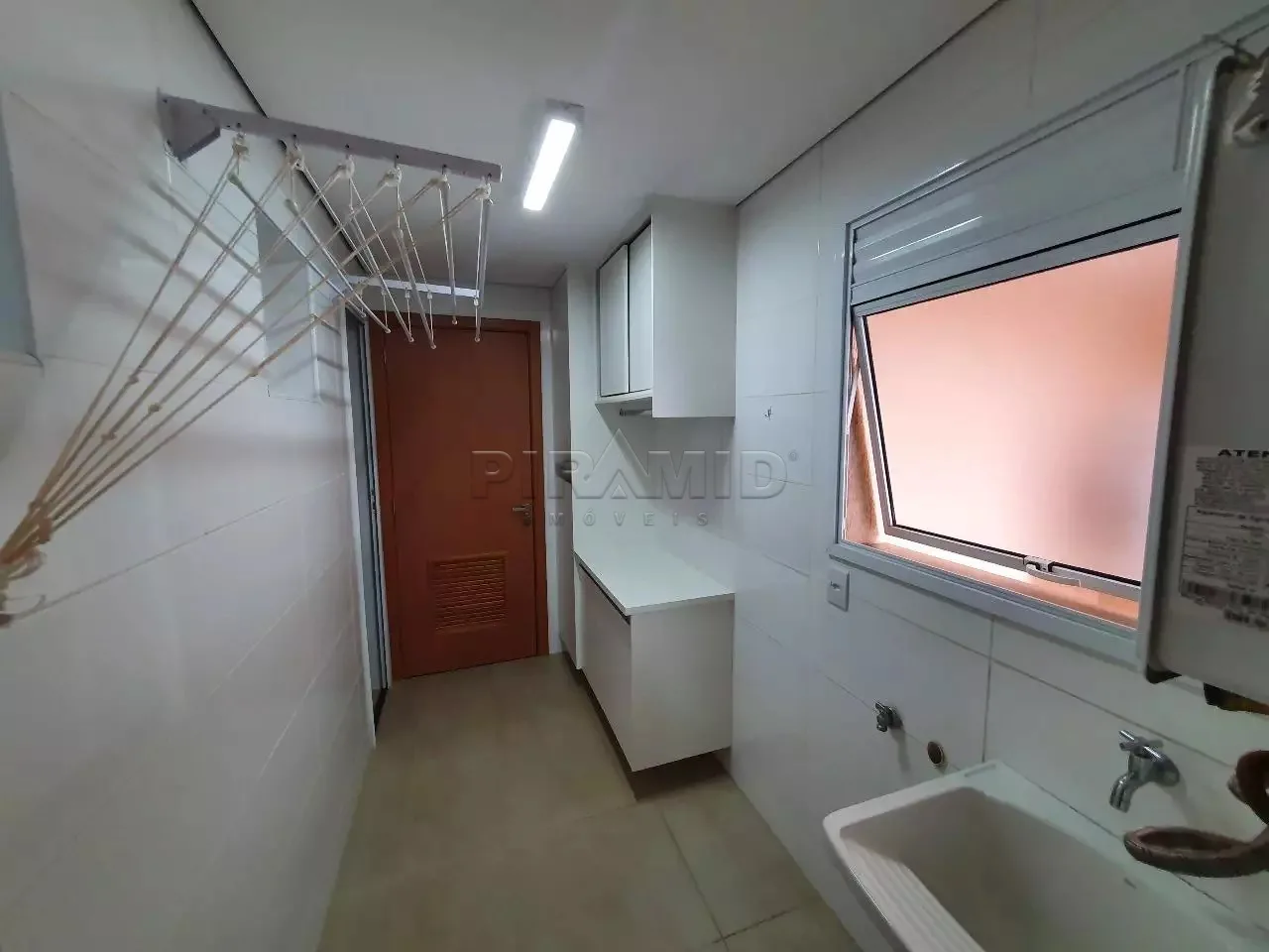 Alugar Apartamento / Padr&atilde;o em Ribeir&atilde;o Preto R$ 5.000,00 - Foto 14