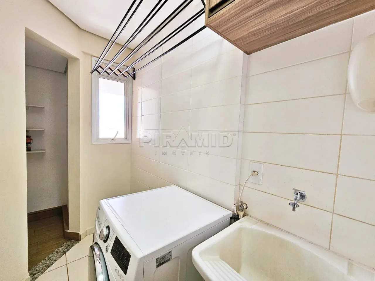 Alugar Apartamento / Padr&atilde;o em Ribeir&atilde;o Preto R$ 4.600,00 - Foto 18