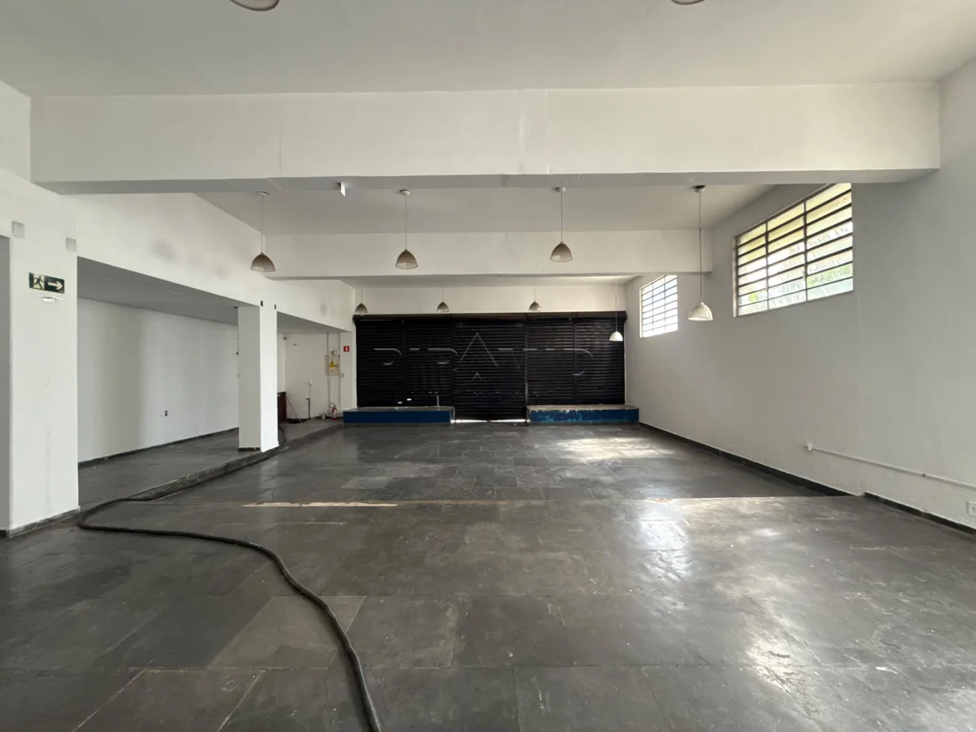 Alugar Comercial / Sal&atilde;o em Ribeir&atilde;o Preto R$ 12.000,00 - Foto 2