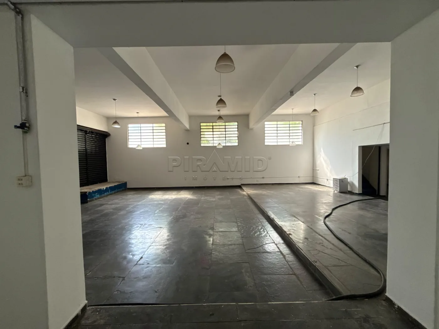 Alugar Comercial / Sal&atilde;o em Ribeir&atilde;o Preto R$ 12.000,00 - Foto 4