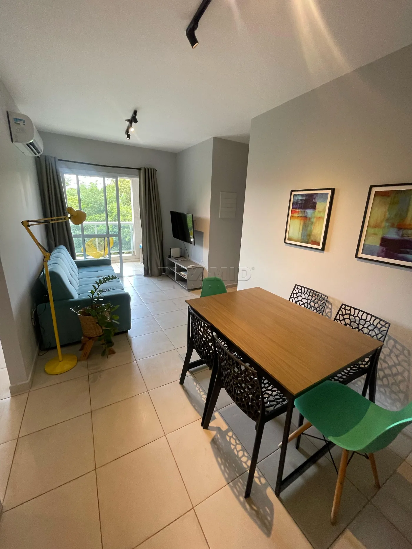 Alugar Apartamento / Padr&atilde;o em Ribeir&atilde;o Preto R$ 1.700,00 - Foto 1