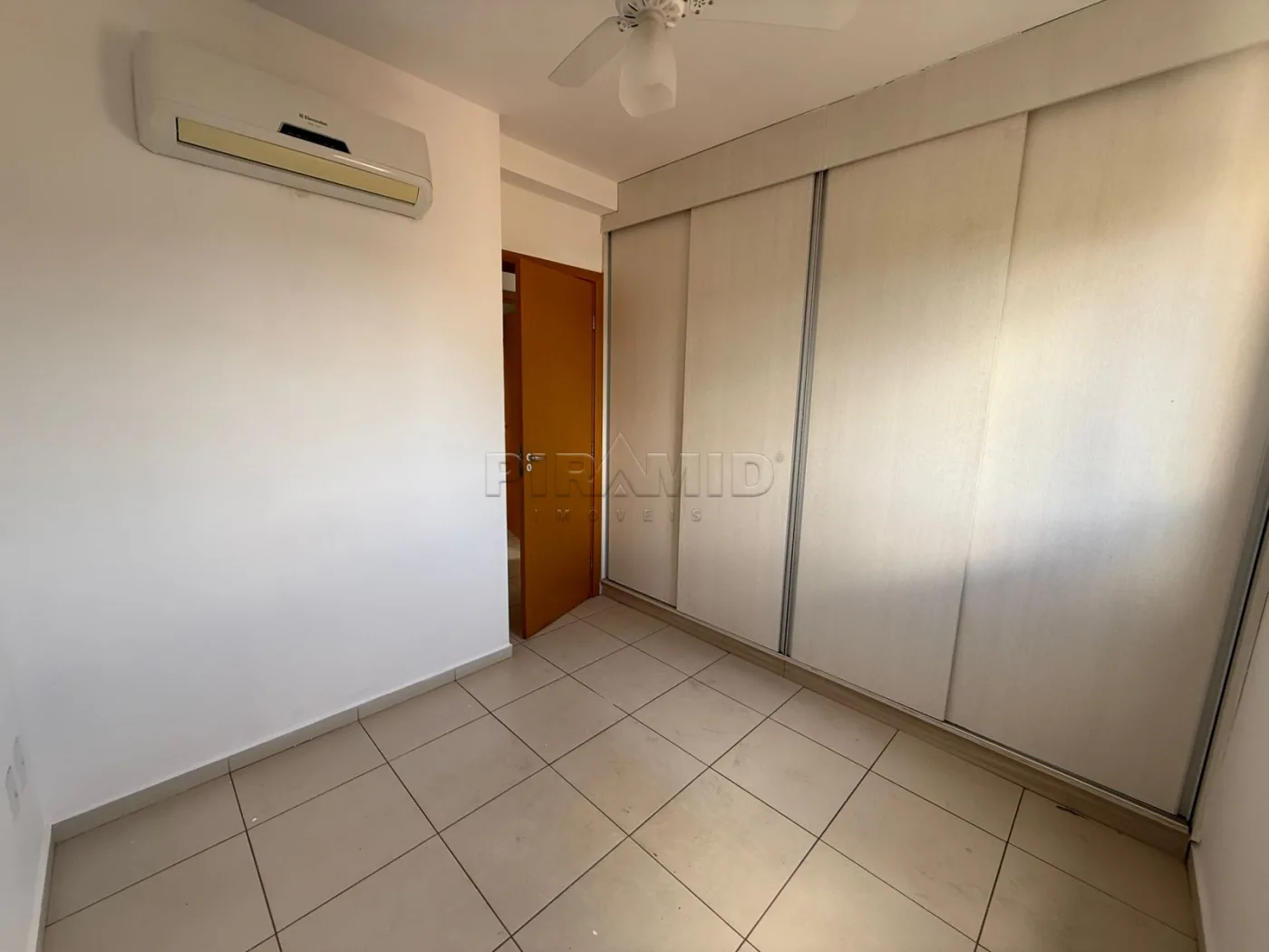 Alugar Apartamento / Padr&atilde;o em Ribeir&atilde;o Preto R$ 2.500,00 - Foto 19
