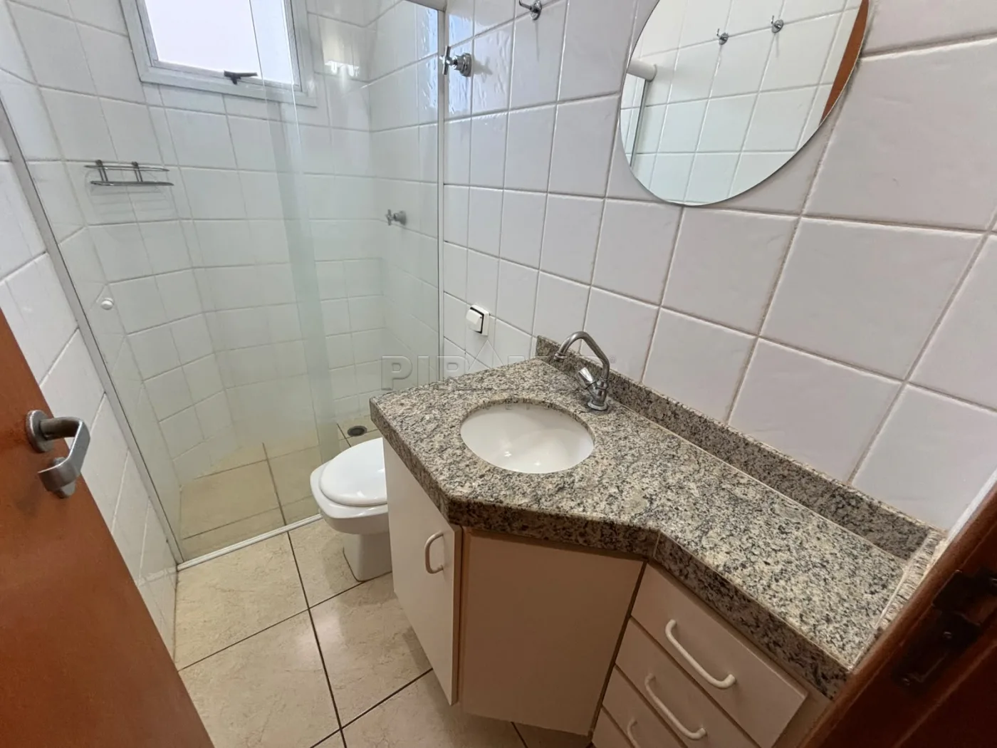 Alugar Apartamento / Padr&atilde;o em Ribeir&atilde;o Preto R$ 820,00 - Foto 7
