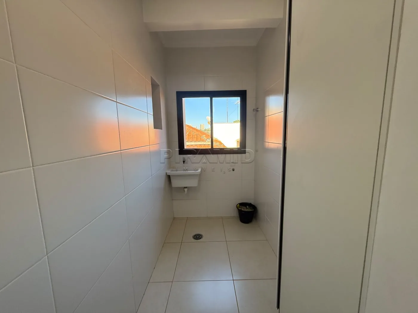 Alugar Apartamento / Padr&atilde;o em Ribeir&atilde;o Preto R$ 2.100,00 - Foto 6