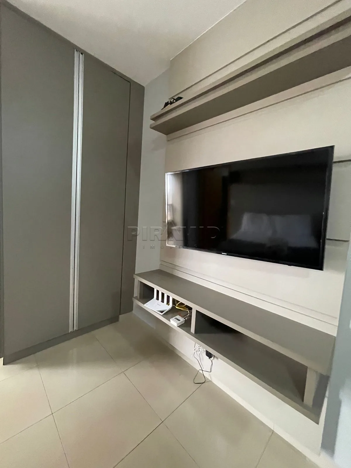 Alugar Apartamento / Kitchnet em Ribeir&atilde;o Preto R$ 1.800,00 - Foto 4