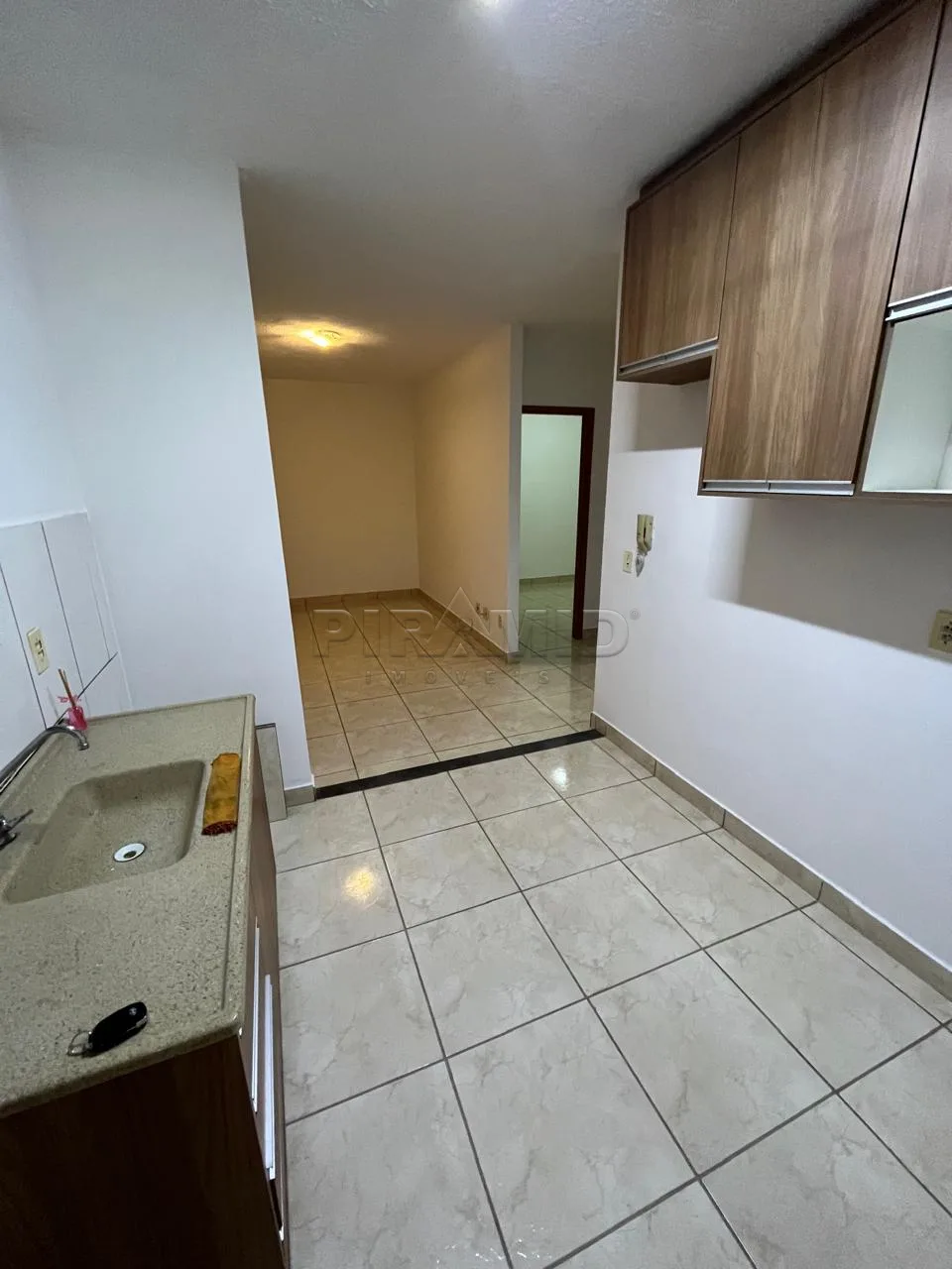 Alugar Apartamento / Padr&atilde;o em Ribeir&atilde;o Preto R$ 1.650,00 - Foto 5