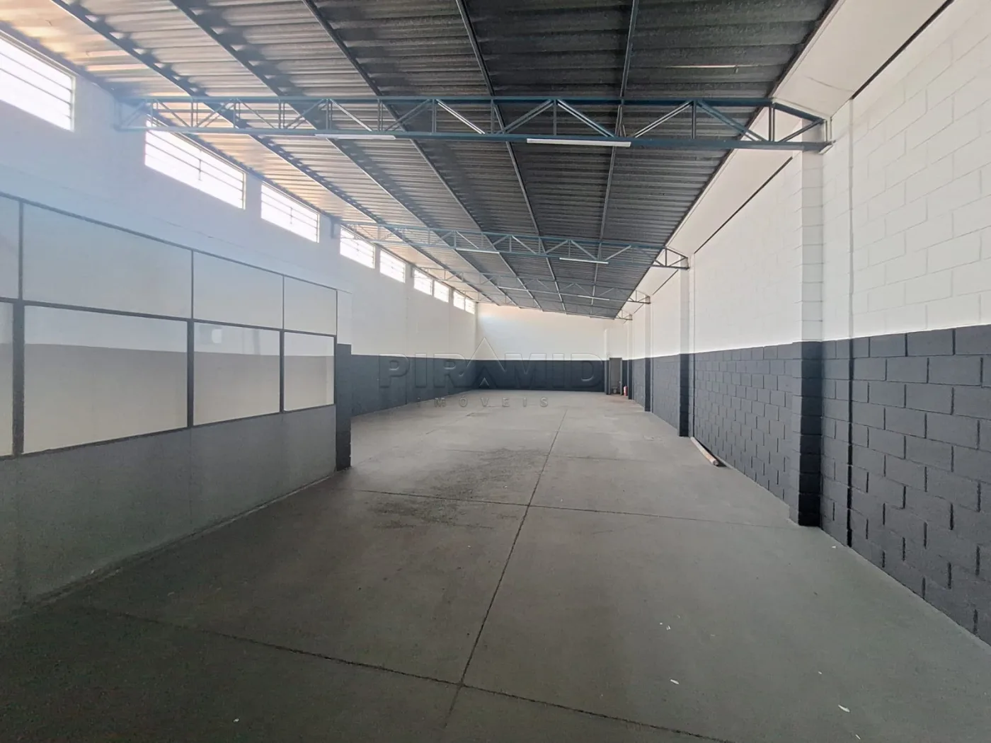 Alugar Comercial / Sal&atilde;o em Ribeir&atilde;o Preto R$ 4.099,00 - Foto 1