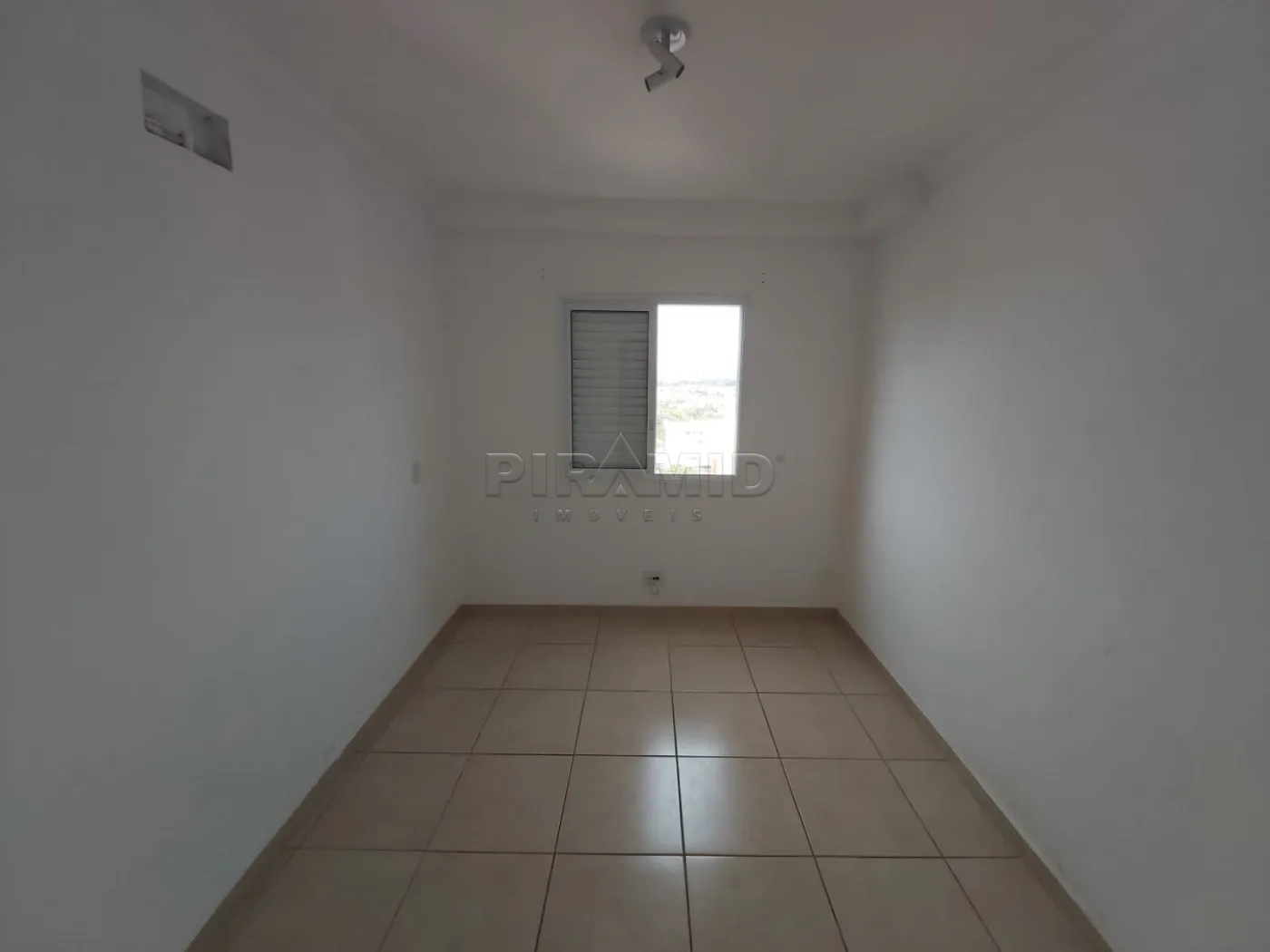 Alugar Apartamento / Padr&atilde;o em Ribeir&atilde;o Preto R$ 1.200,00 - Foto 6