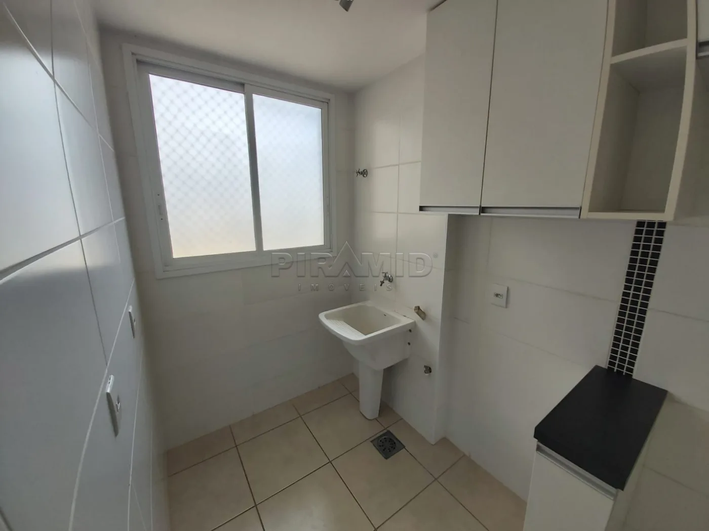 Alugar Apartamento / Padr&atilde;o em Ribeir&atilde;o Preto R$ 1.200,00 - Foto 12