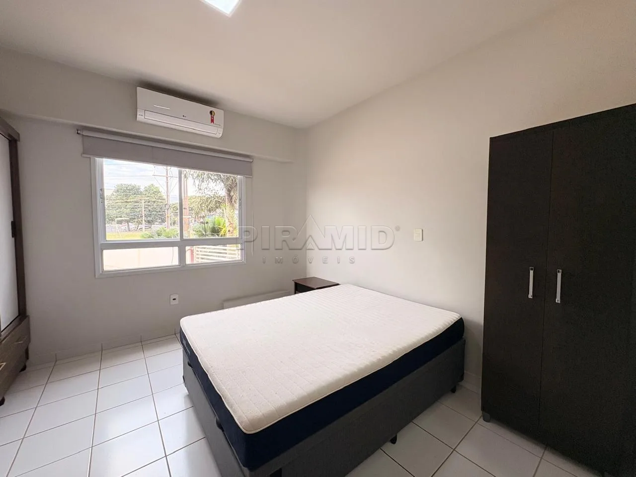 Alugar Apartamento / Padr&atilde;o em Ribeir&atilde;o Preto R$ 1.600,00 - Foto 12