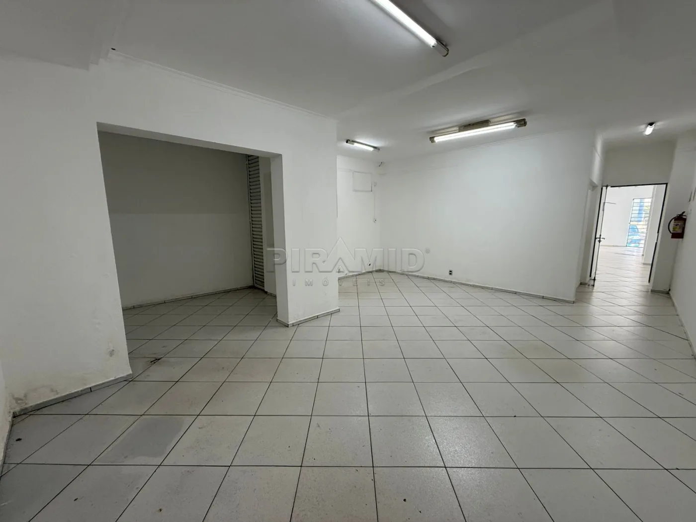 Alugar Comercial / Casa em Ribeir&atilde;o Preto R$ 6.500,00 - Foto 15