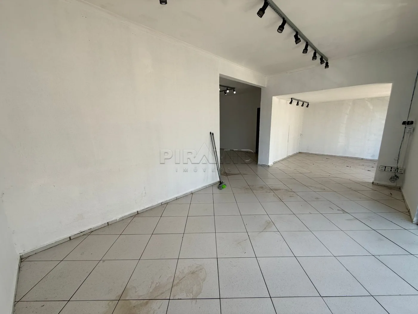 Alugar Comercial / Casa em Ribeir&atilde;o Preto R$ 6.500,00 - Foto 4
