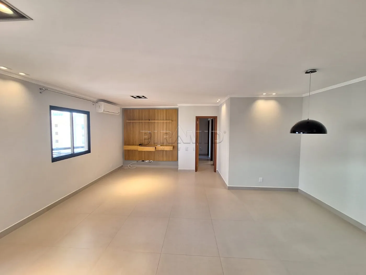Alugar Apartamento / Padr&atilde;o em Ribeir&atilde;o Preto R$ 3.300,00 - Foto 1