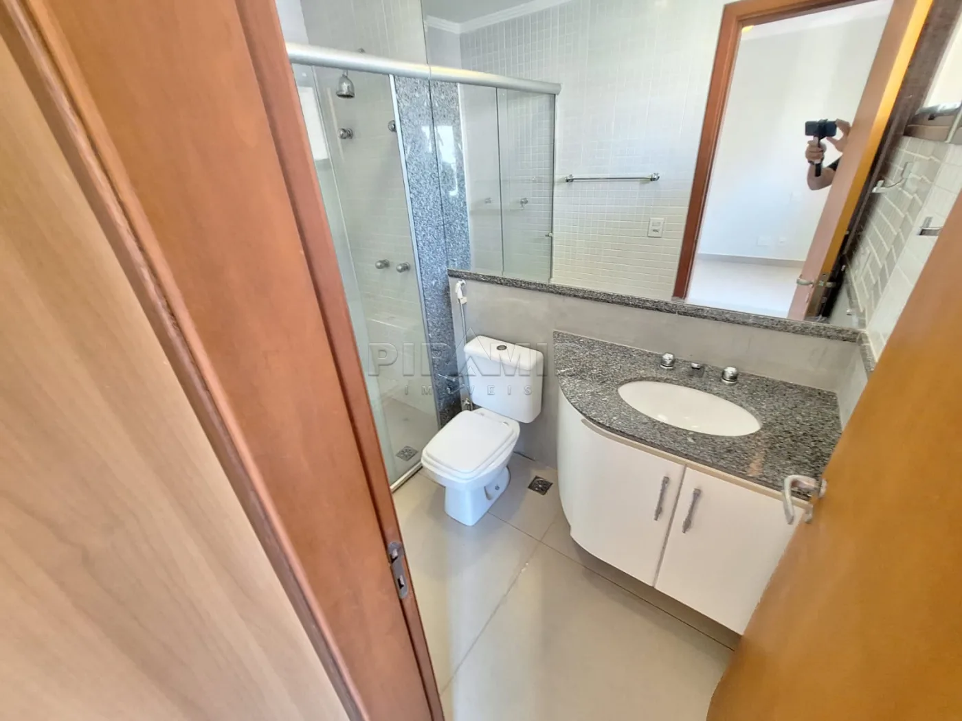 Alugar Apartamento / Padr&atilde;o em Ribeir&atilde;o Preto R$ 3.300,00 - Foto 19