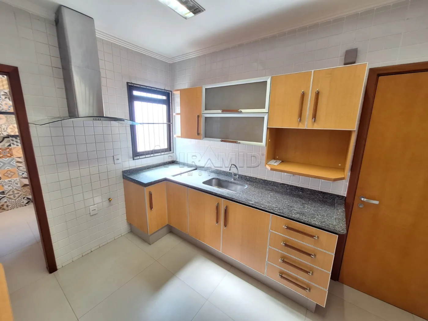 Alugar Apartamento / Padr&atilde;o em Ribeir&atilde;o Preto R$ 3.300,00 - Foto 21