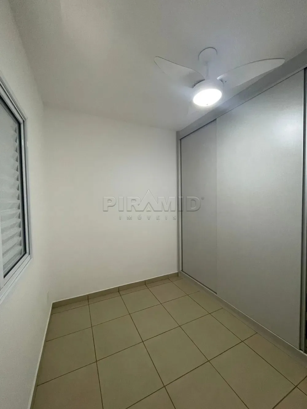Alugar Apartamento / Padr&atilde;o em Ribeir&atilde;o Preto R$ 2.000,00 - Foto 12