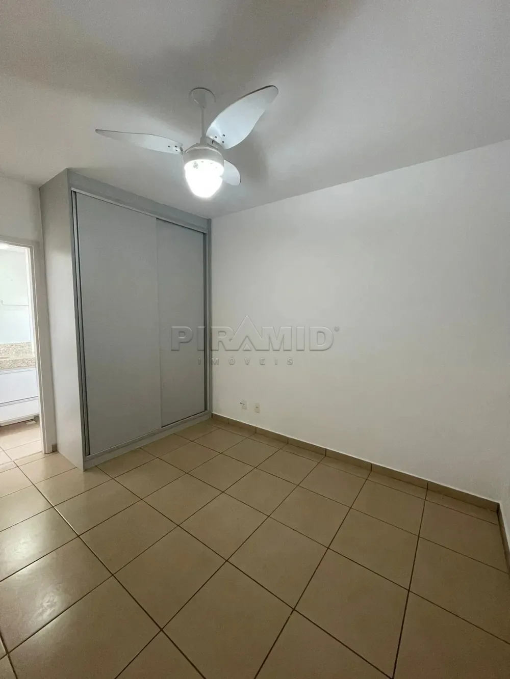Alugar Apartamento / Padr&atilde;o em Ribeir&atilde;o Preto R$ 2.000,00 - Foto 14