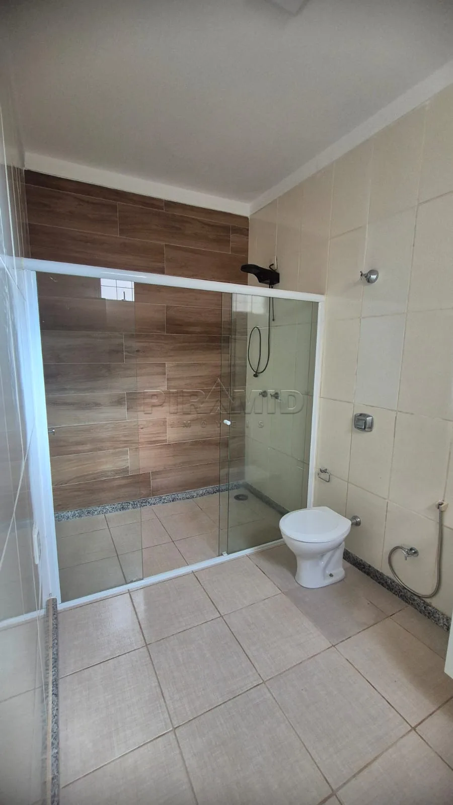 Alugar Casa / Padr&atilde;o em Ribeir&atilde;o Preto R$ 4.800,00 - Foto 22
