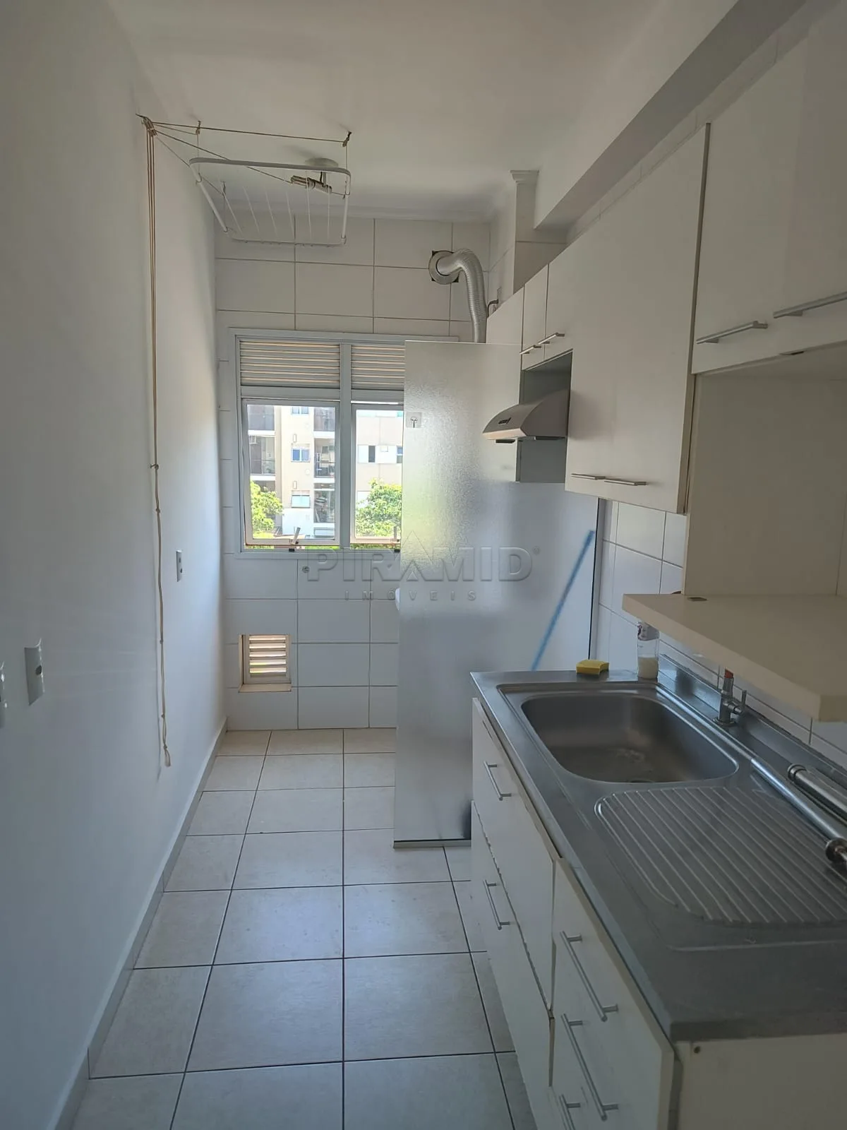Alugar Apartamento / Padr&atilde;o em Ribeir&atilde;o Preto R$ 1.800,00 - Foto 4