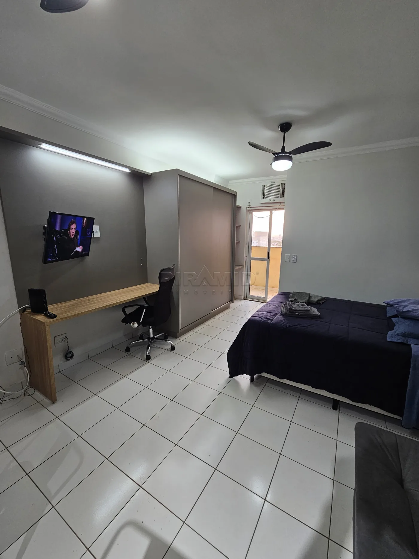 Alugar Apartamento / Kitchnet em Ribeir&atilde;o Preto R$ 1.050,00 - Foto 3