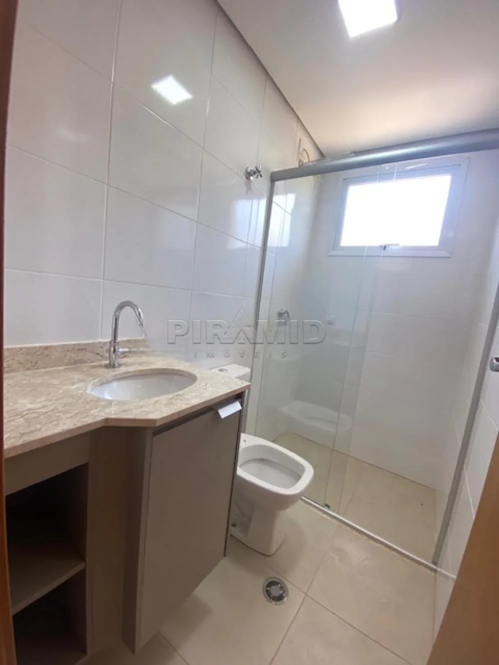 Alugar Apartamento / Padr&atilde;o em Ribeir&atilde;o Preto R$ 2.500,00 - Foto 2