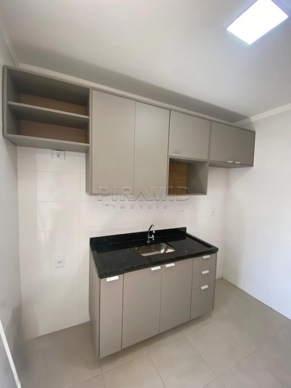 Alugar Apartamento / Padr&atilde;o em Ribeir&atilde;o Preto R$ 2.500,00 - Foto 8