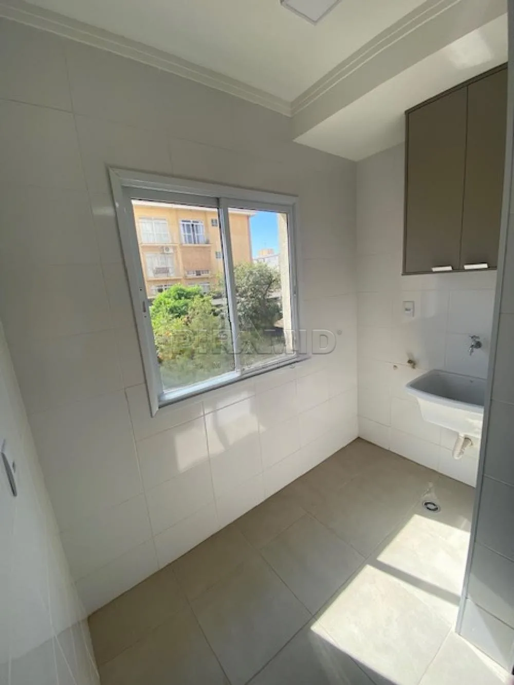 Alugar Apartamento / Padr&atilde;o em Ribeir&atilde;o Preto R$ 2.500,00 - Foto 9