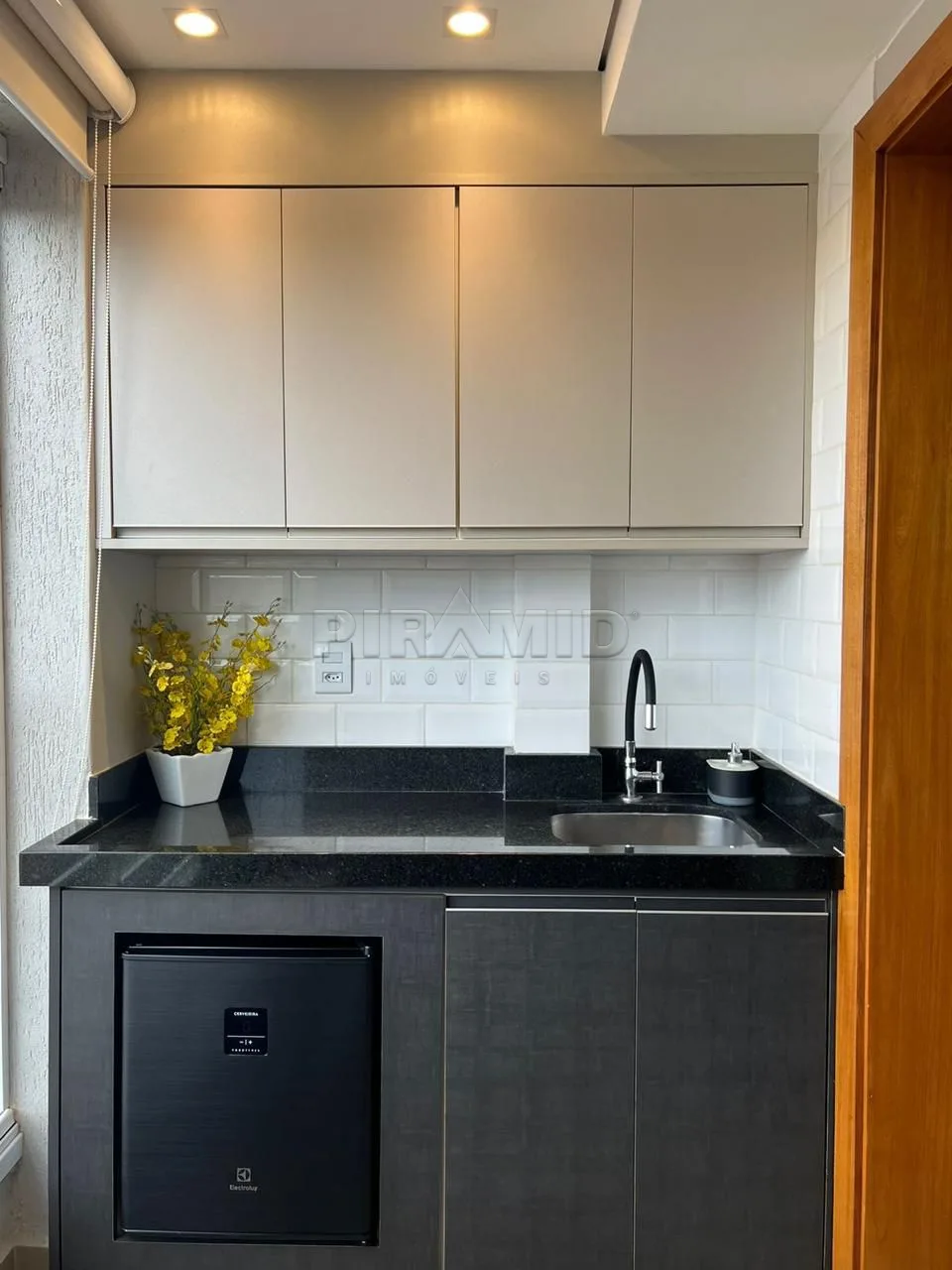 Alugar Apartamento / Padr&atilde;o em Ribeir&atilde;o Preto R$ 3.100,00 - Foto 7