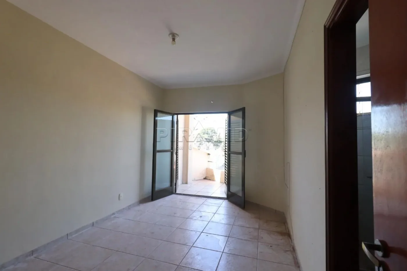 Alugar Casa / Padr&atilde;o em Ribeir&atilde;o Preto R$ 3.200,00 - Foto 13