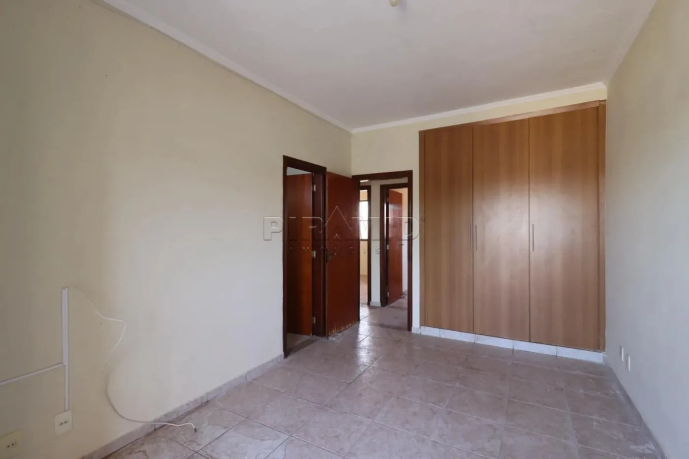Alugar Casa / Padr&atilde;o em Ribeir&atilde;o Preto R$ 3.200,00 - Foto 17