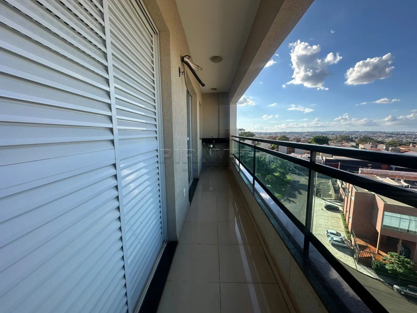 Alugar Apartamento / Padr&atilde;o em Ribeir&atilde;o Preto R$ 1.920,00 - Foto 3