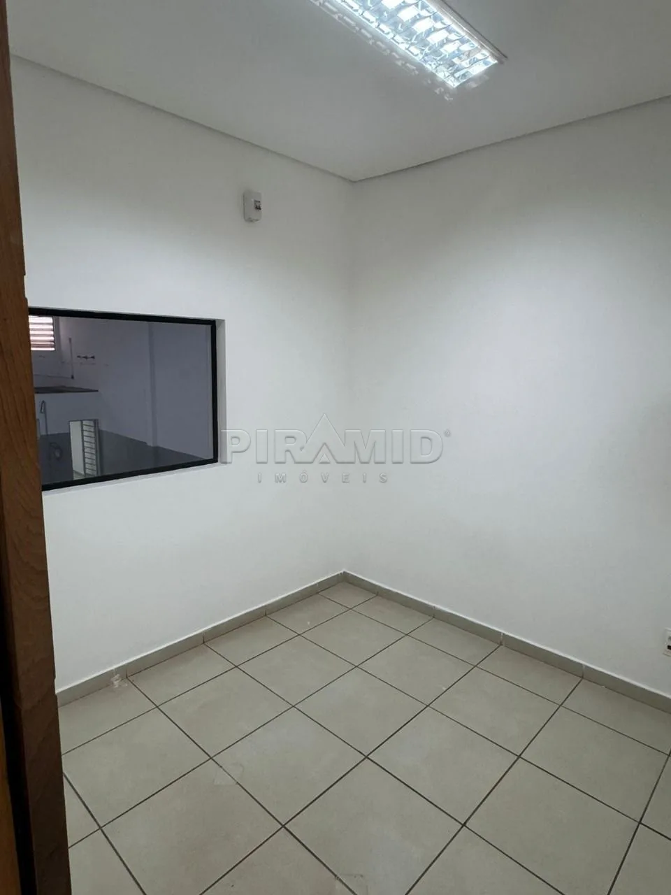 Alugar Comercial / Galp&atilde;o  Barrac&atilde;o em Ribeir&atilde;o Preto R$ 9.000,00 - Foto 15