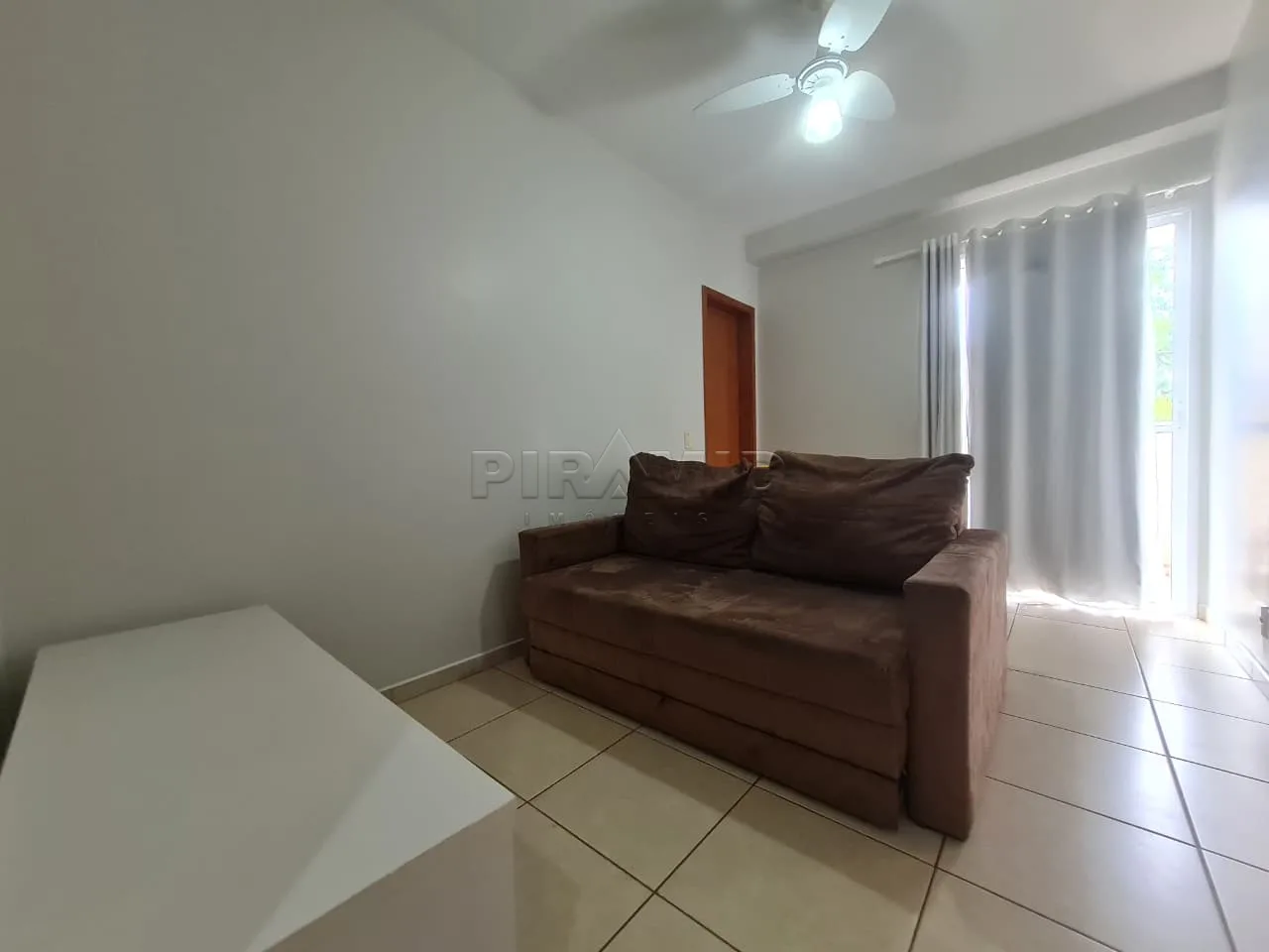 Alugar Apartamento / Padr&atilde;o em Ribeir&atilde;o Preto R$ 1.350,00 - Foto 3