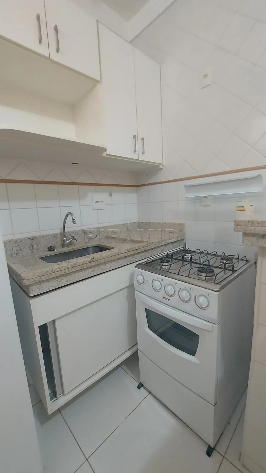 Alugar Apartamento / Kitchnet em Ribeir&atilde;o Preto R$ 1.500,00 - Foto 9