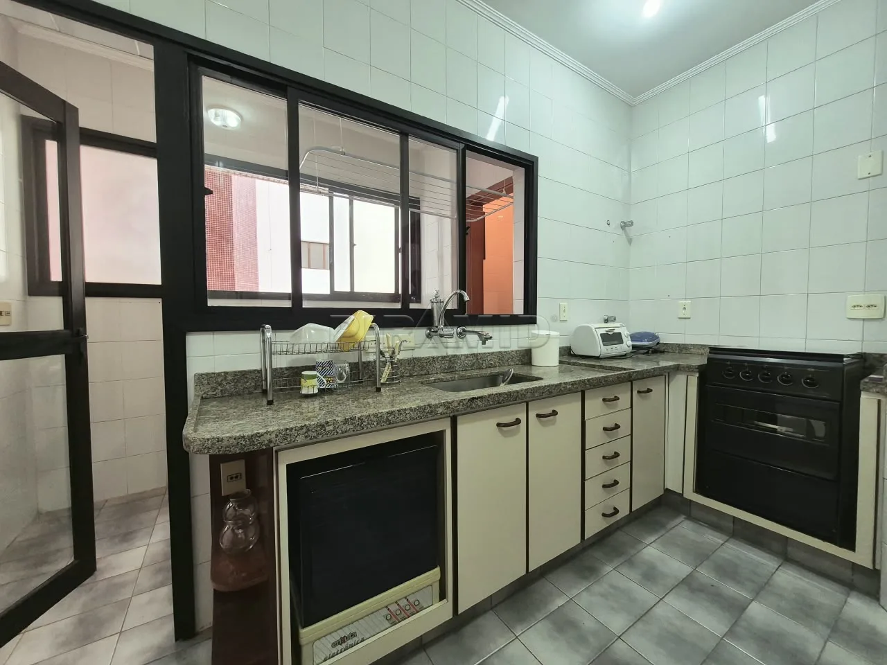 Alugar Apartamento / Padr&atilde;o em Ribeir&atilde;o Preto R$ 1.200,00 - Foto 10