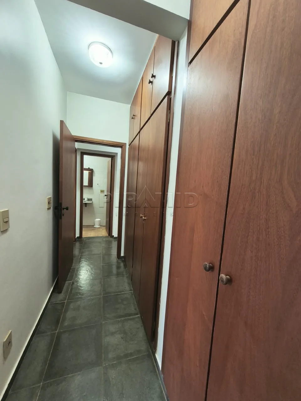 Alugar Apartamento / Padr&atilde;o em Ribeir&atilde;o Preto R$ 1.200,00 - Foto 18