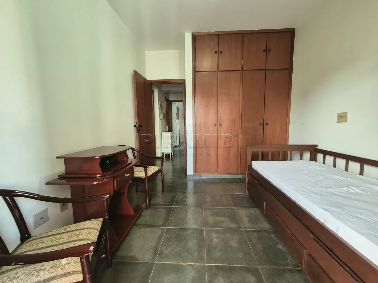 Alugar Apartamento / Padr&atilde;o em Ribeir&atilde;o Preto R$ 1.200,00 - Foto 24