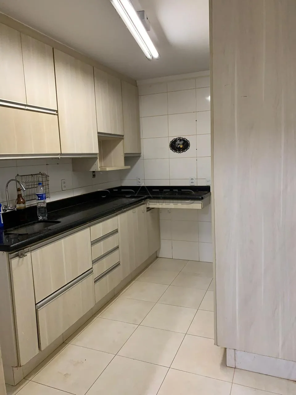 Alugar Apartamento / Padr&atilde;o em Ribeir&atilde;o Preto R$ 1.800,00 - Foto 6