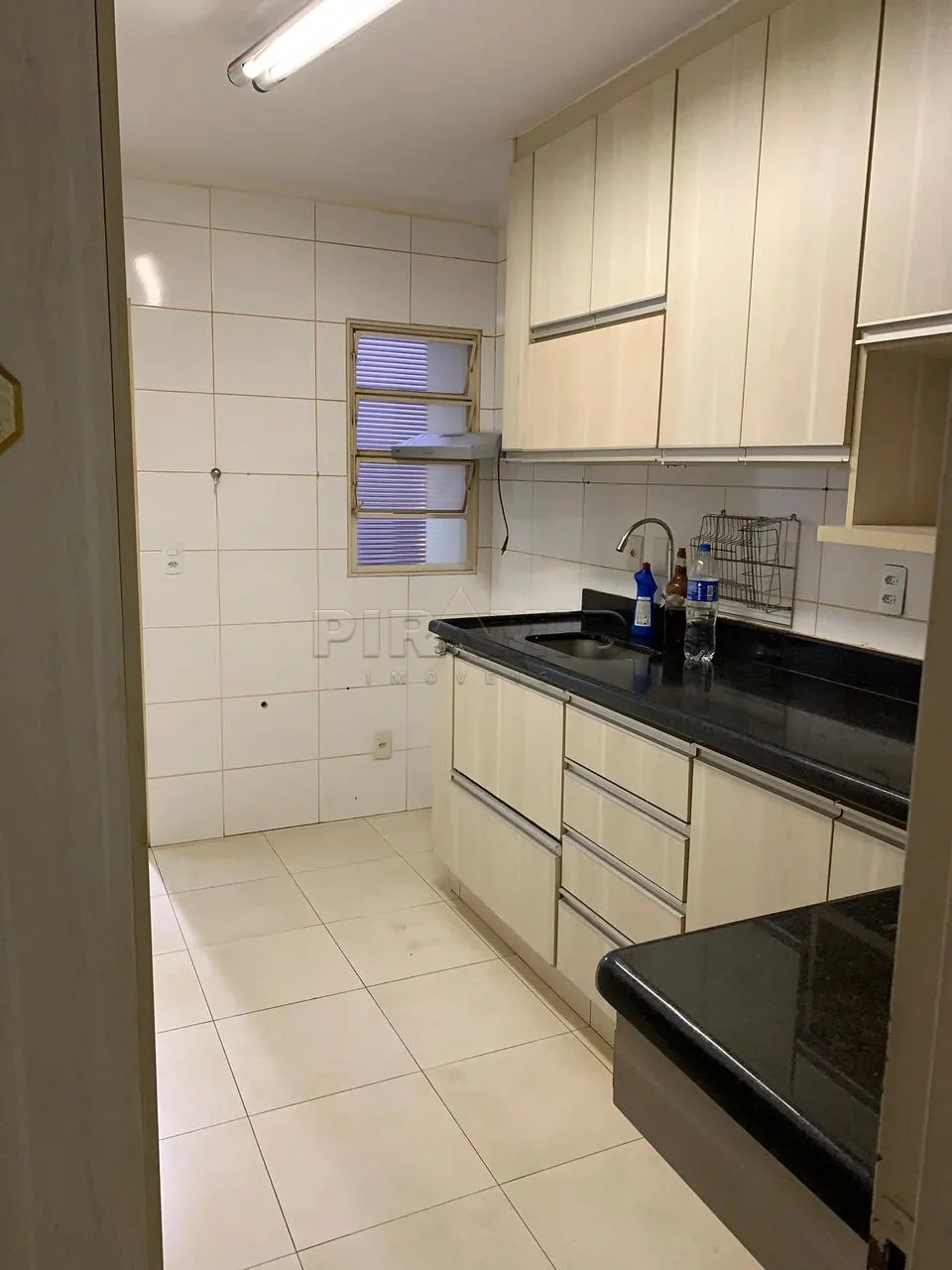 Alugar Apartamento / Padr&atilde;o em Ribeir&atilde;o Preto R$ 1.800,00 - Foto 7