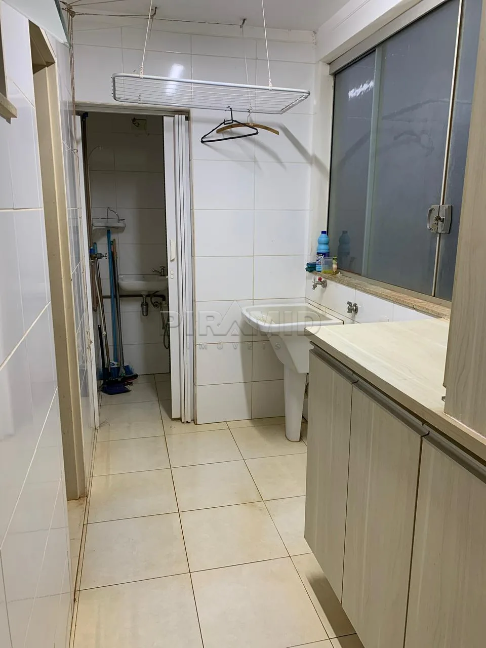 Alugar Apartamento / Padr&atilde;o em Ribeir&atilde;o Preto R$ 1.800,00 - Foto 8