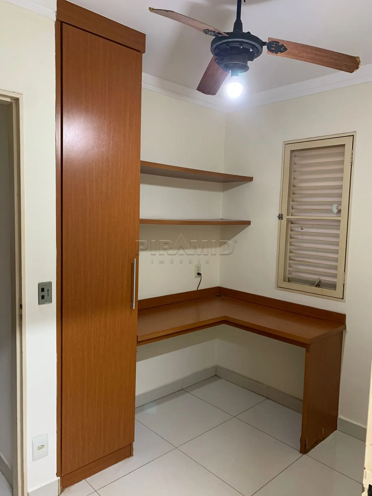 Alugar Apartamento / Padr&atilde;o em Ribeir&atilde;o Preto R$ 1.800,00 - Foto 12