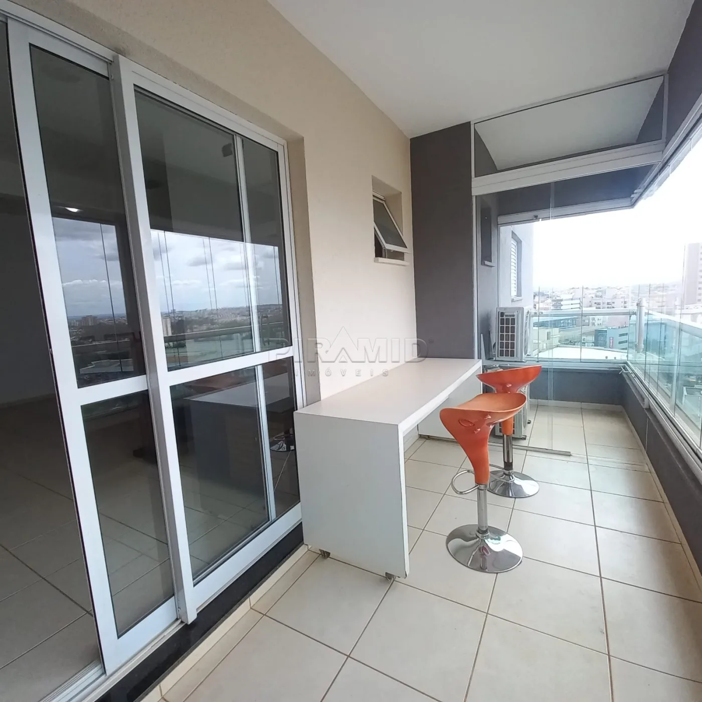 Alugar Apartamento / Padr&atilde;o em Ribeir&atilde;o Preto R$ 3.600,00 - Foto 4