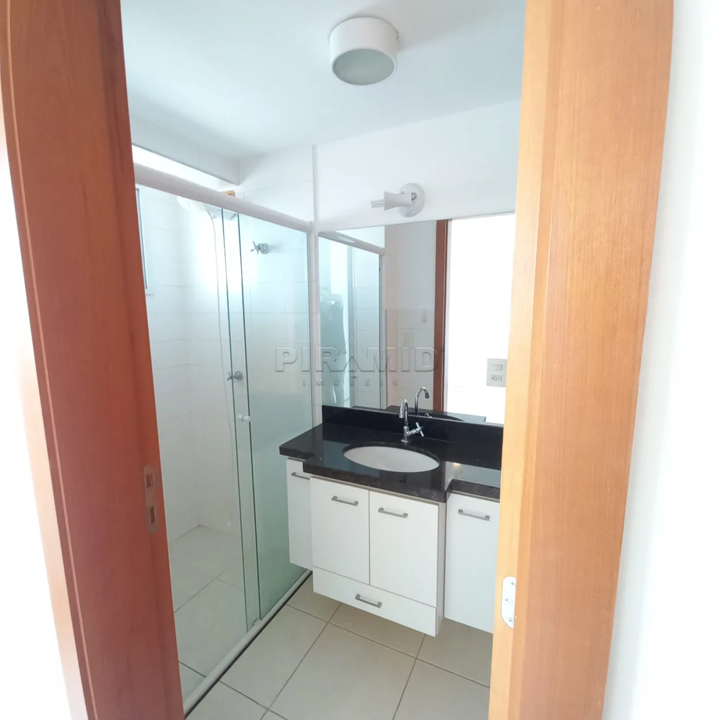 Alugar Apartamento / Padr&atilde;o em Ribeir&atilde;o Preto R$ 3.600,00 - Foto 17